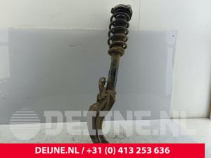 Volvo XC60 Schokdemperpoot rechts-voor O266338 foto 3