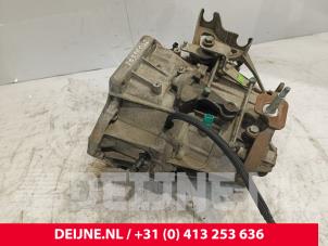 Mercedes Vito Gearbox O266359 photo 2