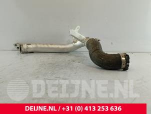 Gebruikte Intercooler Buis Volvo V90 II (PW) 2.0 D3 16V Prijs € 75,00 Margeregeling aangeboden door van Deijne Onderdelen Uden B.V.