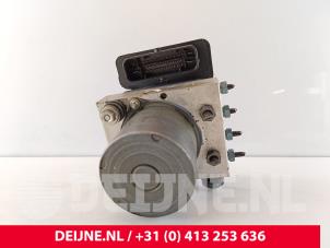 Mercedes Vito ABS Pumpe O266401 foto 3
