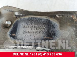 Mercedes Vito Front lower wishbone, right O266410 photo 3