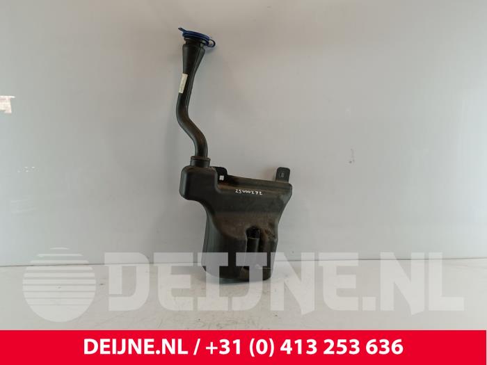Mercedes Vito Scheibensprühertank vorne O266428