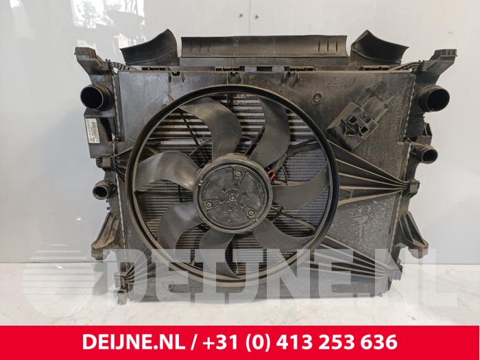 Mercedes Vito Kühler Set O266445