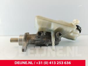 Volvo V40 Hoofdremcilinder O266583 foto 3