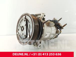 Gebruikte Aircopomp Volvo XC60 II (UZ) 2.0 B4 16V Mild Hybrid AWD Prijs € 695,00 Margeregeling aangeboden door van Deijne Onderdelen Uden B.V.