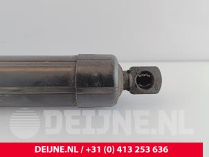 Volvo XC60 Rear gas strut, left O266613 photo 2
