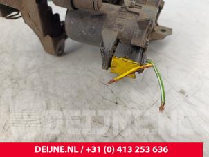 Volvo XC60 Rear brake calliper, left O266619 photo 3