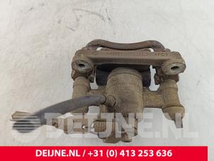 Nissan NV400 Bremszange links hinten O266679 foto 3