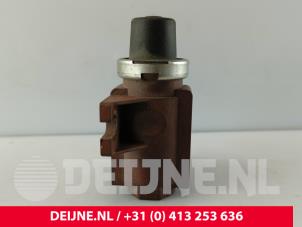 Volvo V50 Turbodruckregler O266708 foto 3
