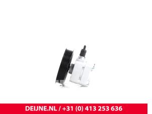 Volvo V70 Lenkkraftverstärker Pumpe O9990002794 foto 2