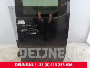 Mercedes Vito Minibus/van rear door O266897 photo 2