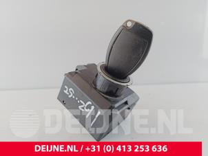Mercedes Vito Ignition lock + key O266907 photo 2