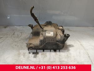 Nissan NV400 Adblue tank O266880 foto 2