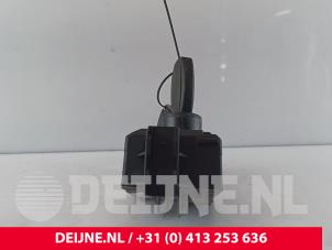 Mercedes Vito Zündschloss+Schlüssel O267025 foto 2