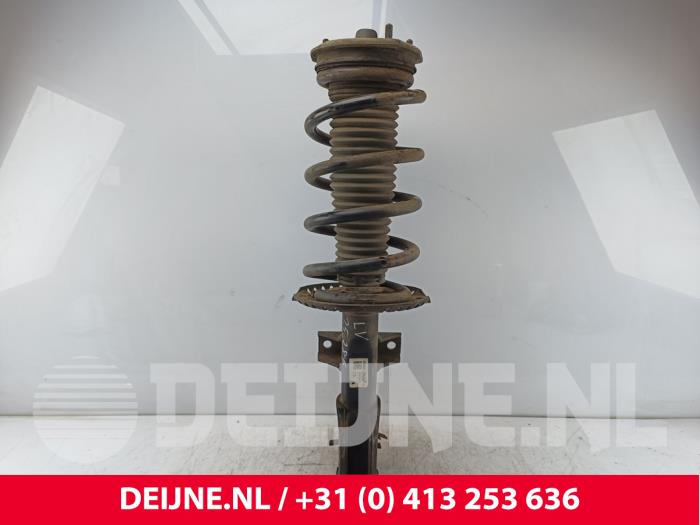 MAN TGE Stoßdämpferstrebe links vorne O267123