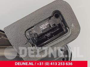 MAN TGE Deurslot Mechaniek 2Deurs rechts O267149 foto 3