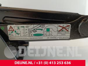 Opel Combo Jack O267163 photo 3