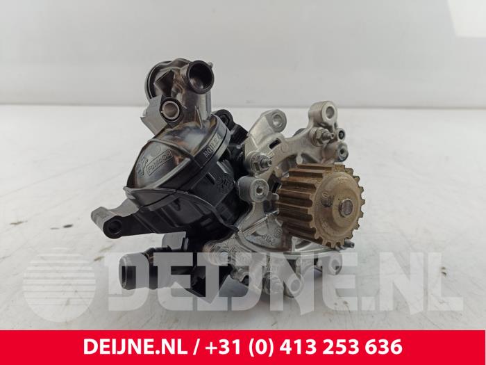 Toyota Pro-Ace City Water pump O267172