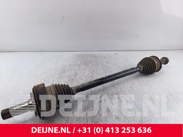 Gebruikte Steekas links-achter Mercedes Vito (639.6) 2.2 113 CDI 16V Euro 5 Prijs € 42,35 Inclusief btw aangeboden door van Deijne Onderdelen Uden B.V.