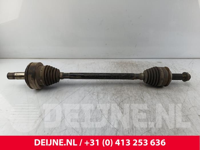 Mercedes Vito Antriebswelle rechts hinten O267267