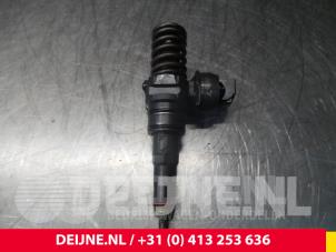 Gebruikte Verstuiver (diesel) Volkswagen Multivan T5 (7E/7HC/7HF/7HM) 1.9 TDi Prijs € 24,20 Inclusief btw aangeboden door van Deijne Onderdelen Uden B.V.