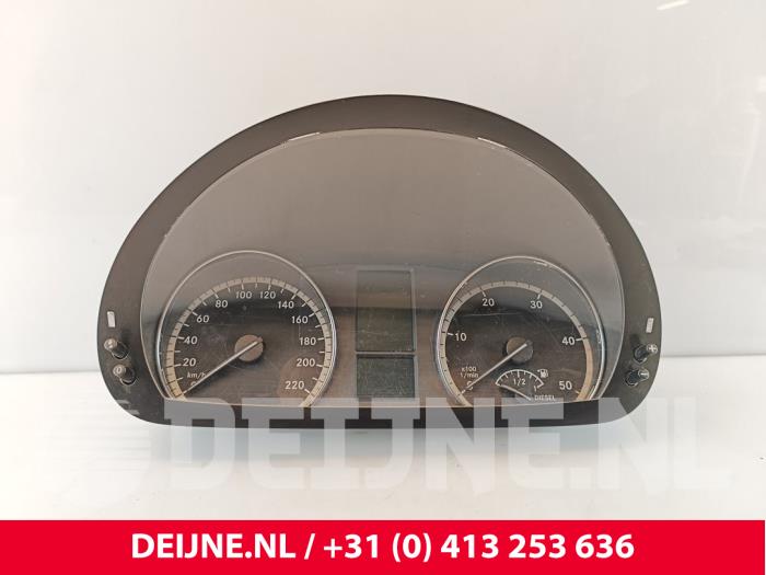Mercedes Vito Tacho - Kombiinstrument KM O267368