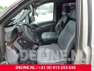Mercedes Vito Sitz links O267379 foto 2