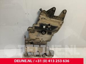 Gebruikte Adblue tank Mercedes Vito (447.6) 2.0 119 CDI 16V Prijs € 514,25 Inclusief btw aangeboden door van Deijne Onderdelen Uden B.V.