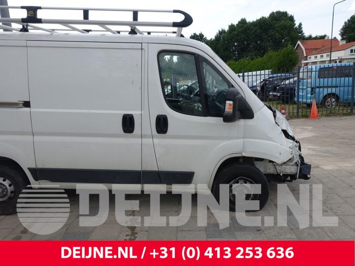 Peugeot Boxer Tür 2-türig rechts O267459