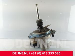 Gebruikte Rembekrachtiger Porsche Taycan (Y1A) 4S Prijs € 592,90 Inclusief btw aangeboden door van Deijne Onderdelen Uden B.V.