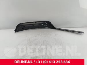 Volvo V60 Front bumper, right-side component O267599 photo 2