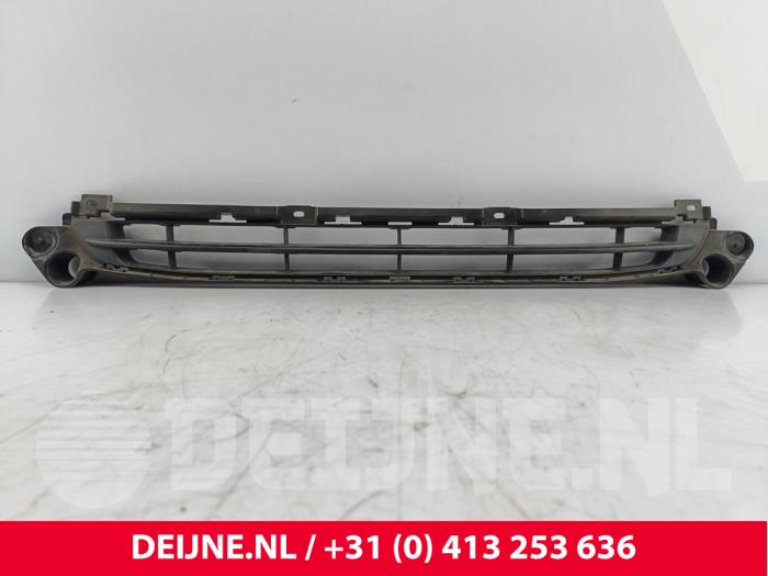 Peugeot Partner Stoßstangenrost O267603