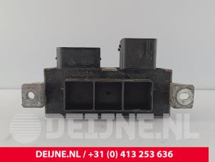 Opel Movano Cooling fin relay O267611 photo 2