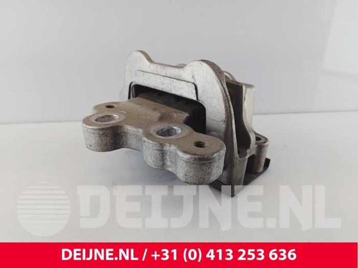 Gebruikte Motorrubber Ford Transit Custom 2.0 TDCi 16V Eco Blue 170 Prijs € 30,25 Inclusief btw aangeboden door van Deijne Onderdelen Uden B.V.