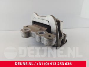 Gebruikte Motorsteun Ford Transit Custom 2.0 TDCi 16V Eco Blue 170 Prijs € 30,25 Inclusief btw aangeboden door van Deijne Onderdelen Uden B.V.