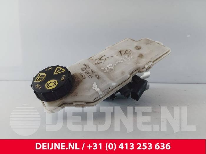 Volvo XC40 Master cylinder O267654