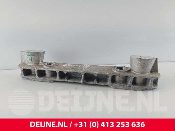 Volvo XC40 Engine mount O267664