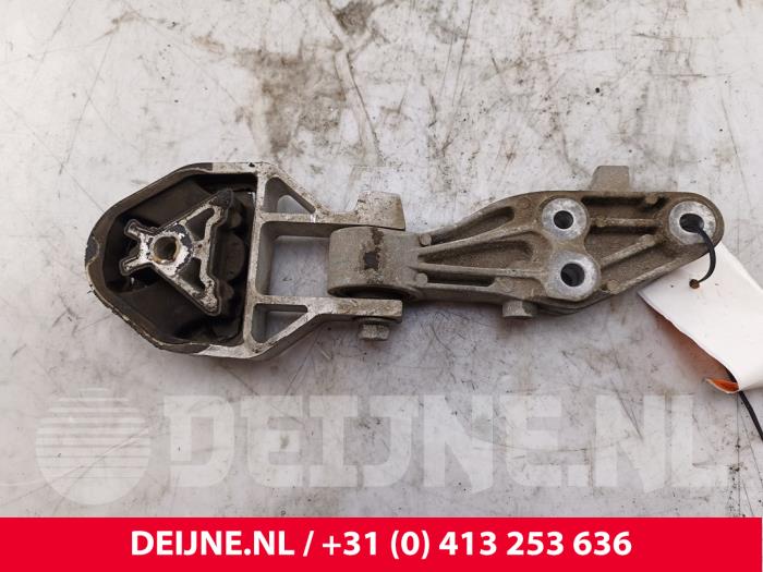 Volvo XC40 Engine mount O267671