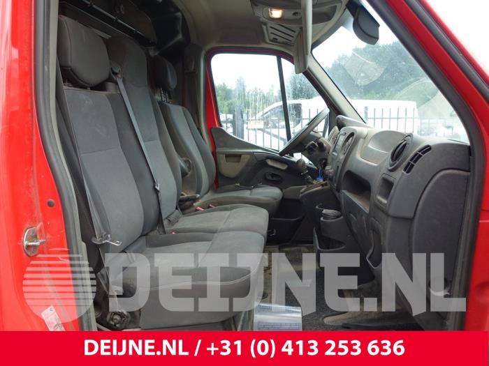 Renault Master Bank rechts-voor O267743