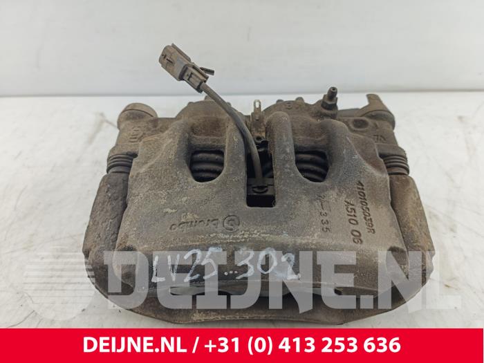 Renault Master Remklauw (Tang) links-voor O267764