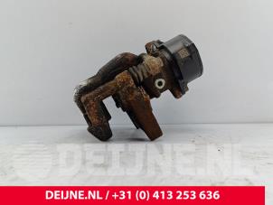 Ford Transit Custom Bremszange links hinten O267828 foto 2