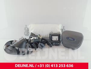 Gebruikte Airbag set Ford Transit Custom 2.0 EcoBlue 136 Prijs € 2.117,50 Inclusief btw aangeboden door van Deijne Onderdelen Uden B.V.