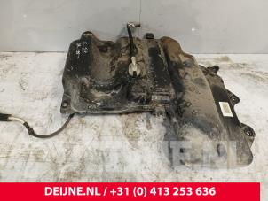 Gebruikte Adblue tank Mercedes V (447.8) 2.1 250 BlueTEC, 250 d 16V Prijs € 302,50 Inclusief btw aangeboden door van Deijne Onderdelen Uden B.V.