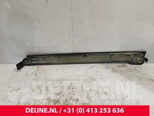 Ford Transit Custom Sliding door rail, right O267954 photo 3