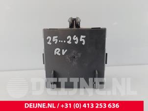 Mercedes V-Klasse Central door locking module O267978 photo 2