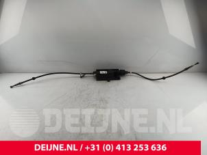 Gebruikte Handrem motor Mercedes V (447.8) 2.1 250 BlueTEC, 250 d 16V Prijs € 423,50 Inclusief btw aangeboden door van Deijne Onderdelen Uden B.V.