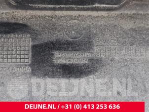 Ford Transit Custom Bumpersteun links-achter O268010 foto 3