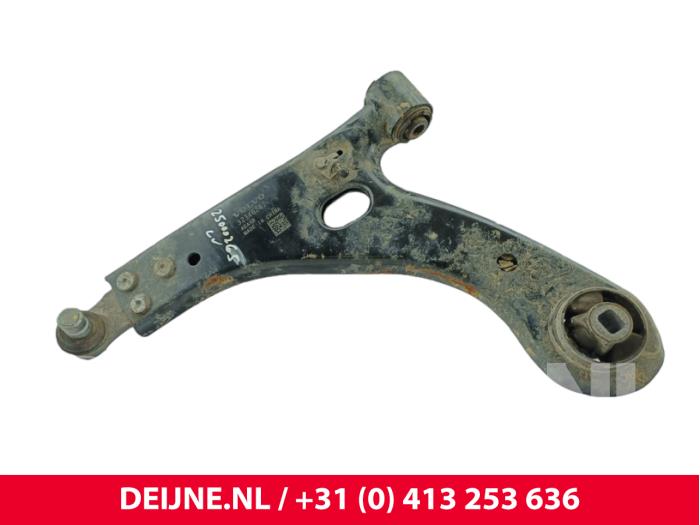 Volvo C40 Draagarm onder links-voor O268166