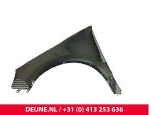 Volvo C40 Front wing, right O268191 photo 2