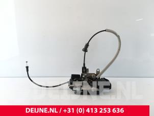 Volvo C40 Türschlossmechanik 4-türig rechts vorne O268215 foto 2